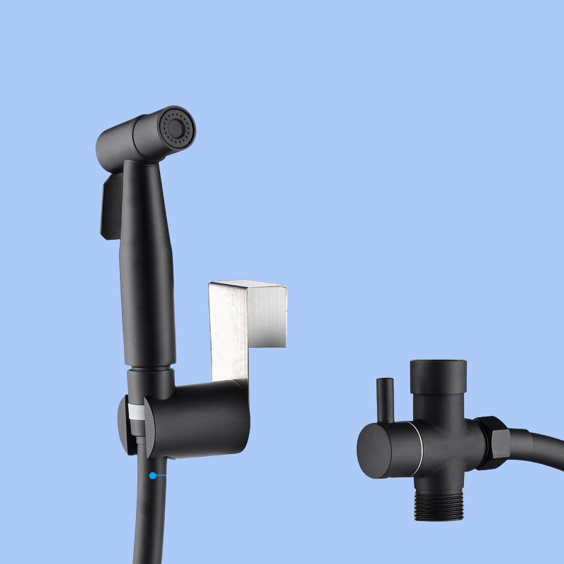 BumGuns™ Classic Sprayer — Matte Black